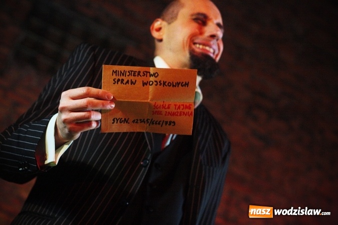 Zdjęcie w galerii na portalu naszwodzislaw.com: Siedem spektakli w ramach jednego wydarzenia. Wodzisław Śląski po raz IV stał się wielką sceną  wiadomości z regionu