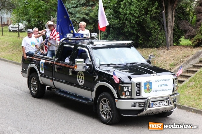 Zdjęcie w galerii na portalu naszwodzislaw.com: Potężny korowód dożynkowy w Syryni wiadomości z regionu