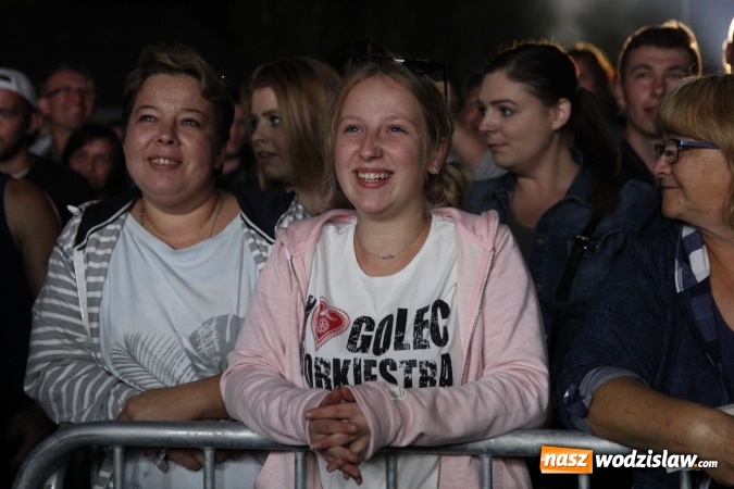 Zdjęcie w galerii na portalu naszwodzislaw.com: Golcowie porwali publiczność do wspólnej zabawy! Finał dożynek w Syryni z góralską muzyką wiadomości z regionu