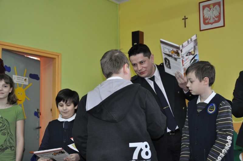 Zdjęcie w galerii na portalu naszwodzislaw.com: Dzieci mogły się wykazać wiadomości z regionu