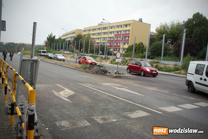 Zdjęcie w galerii na portalu naszwodzislaw.com: Remont ul. Matuszczyka powoli dobiega końca. Kiedy zakończą się prace?  wiadomości z regionu