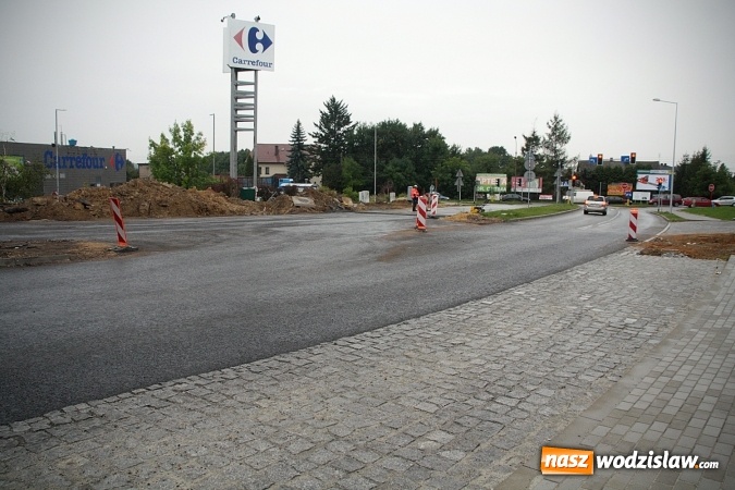 Zdjęcie w galerii na portalu naszwodzislaw.com: Remont ul. Matuszczyka powoli dobiega końca. Kiedy zakończą się prace?  wiadomości z regionu