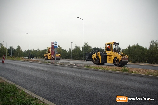 Zdjęcie w galerii na portalu naszwodzislaw.com: Remont ul. Matuszczyka powoli dobiega końca. Kiedy zakończą się prace?  wiadomości z regionu