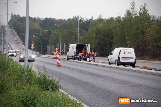 Zdjęcie w galerii na portalu naszwodzislaw.com: Remont ul. Matuszczyka powoli dobiega końca. Kiedy zakończą się prace?  wiadomości z regionu