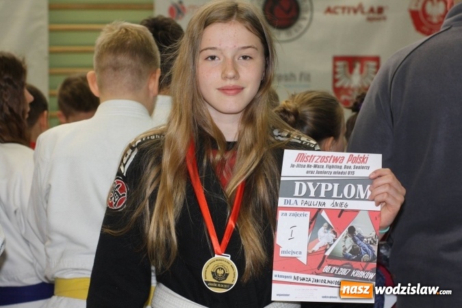 Zdjęcie w galerii na portalu naszwodzislaw.com:  Zawodniczka Octagon Team Junior jedzie do Czarnogóry wiadomości z regionu