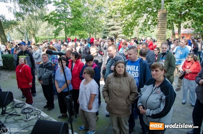 Zdjęcie w galerii na portalu naszwodzislaw.com: Po raz dwunasty niepełnosprawni bawili się w rytmie bluesa wiadomości z regionu