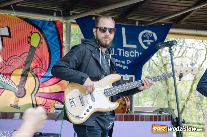 Zdjęcie w galerii na portalu naszwodzislaw.com: Po raz dwunasty niepełnosprawni bawili się w rytmie bluesa wiadomości z regionu