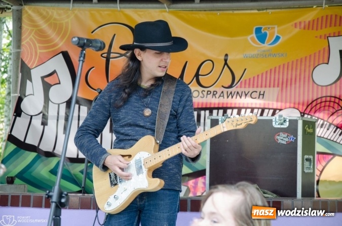 Zdjęcie w galerii na portalu naszwodzislaw.com: Po raz dwunasty niepełnosprawni bawili się w rytmie bluesa wiadomości z regionu