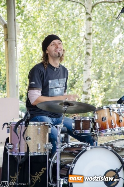 Zdjęcie w galerii na portalu naszwodzislaw.com: Po raz dwunasty niepełnosprawni bawili się w rytmie bluesa wiadomości z regionu