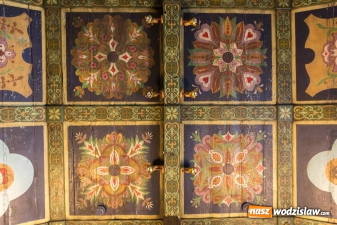 Zdjęcie w galerii na portalu naszwodzislaw.com: Podążali szlakiem drewnianych kościołów i kapliczek powiatu wodzisławskiego  wiadomości z regionu