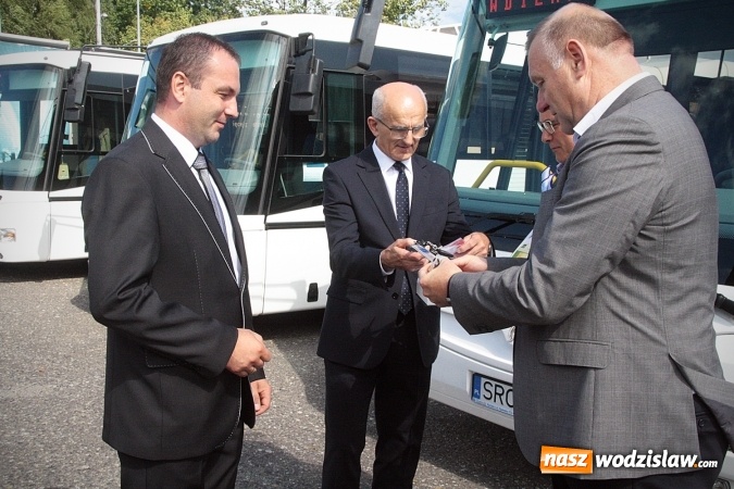 Zdjęcie w galerii na portalu naszwodzislaw.com: PKS Racibórz z nowymi autobusami. Będą kursować po naszym regionie  wiadomości z regionu