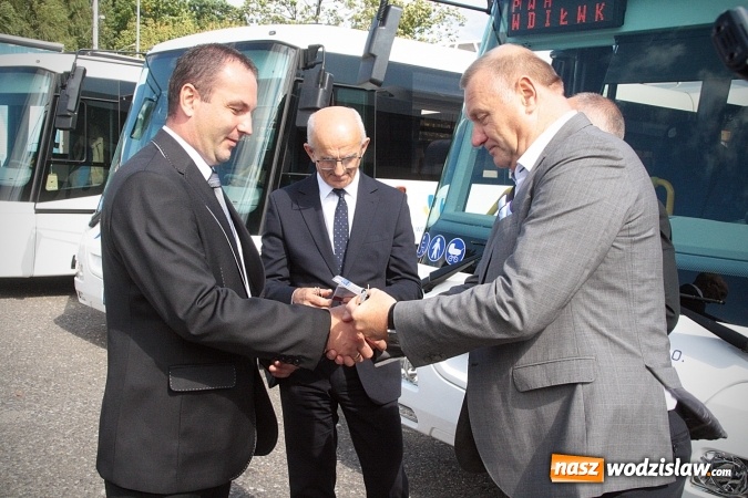 Zdjęcie w galerii na portalu naszwodzislaw.com: PKS Racibórz z nowymi autobusami. Będą kursować po naszym regionie  wiadomości z regionu