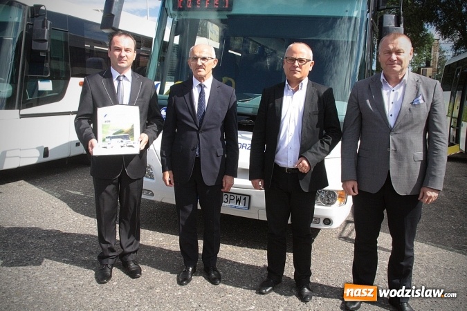 Zdjęcie w galerii na portalu naszwodzislaw.com: PKS Racibórz z nowymi autobusami. Będą kursować po naszym regionie  wiadomości z regionu