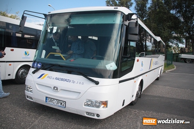Zdjęcie w galerii na portalu naszwodzislaw.com: PKS Racibórz z nowymi autobusami. Będą kursować po naszym regionie  wiadomości z regionu