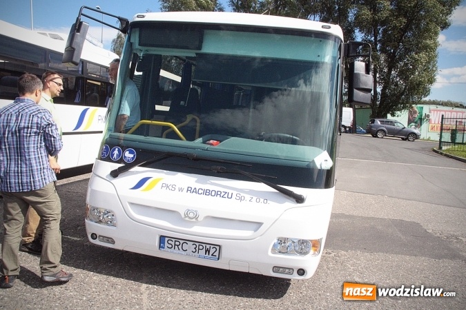 Zdjęcie w galerii na portalu naszwodzislaw.com: PKS Racibórz z nowymi autobusami. Będą kursować po naszym regionie  wiadomości z regionu