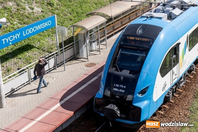 Zdjęcie w galerii na portalu naszwodzislaw.com: Powitanie pierwszego Elfa 2, nowego pociągu Kolei Śląskich wiadomości z regionu