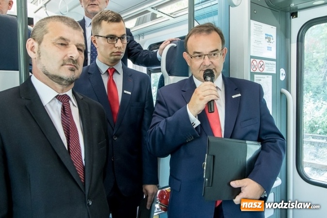 Zdjęcie w galerii na portalu naszwodzislaw.com: Powitanie pierwszego Elfa 2, nowego pociągu Kolei Śląskich wiadomości z regionu