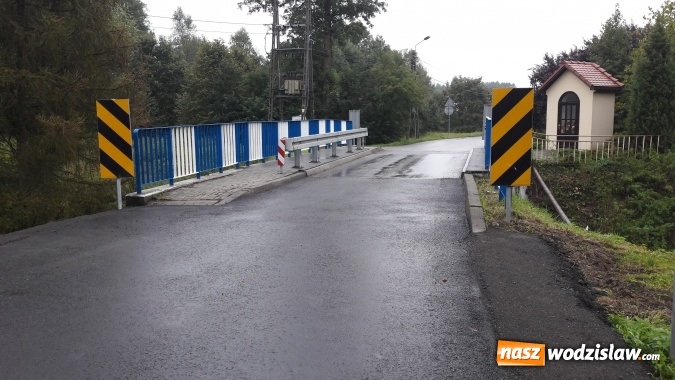 Zdjęcie w galerii na portalu naszwodzislaw.com: Starowiejska zyskała nową nawierzchnię wiadomości z regionu