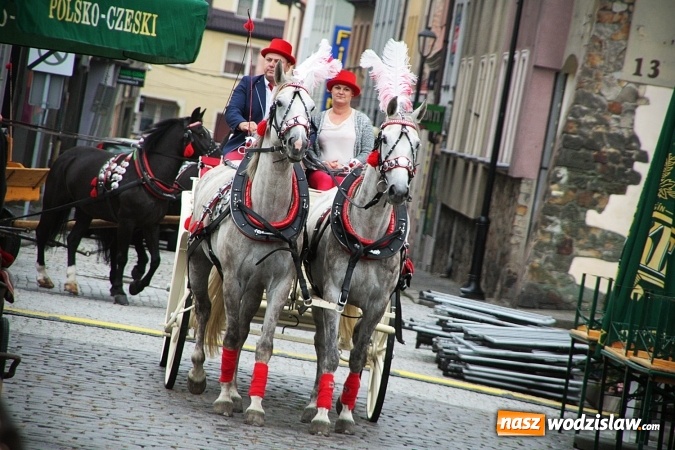 Zdjęcie w galerii na portalu naszwodzislaw.com: Zabawa w iście bawarskim stylu. Oktoberfest w Wodzisławiu rozpocząć czas  wiadomości z regionu