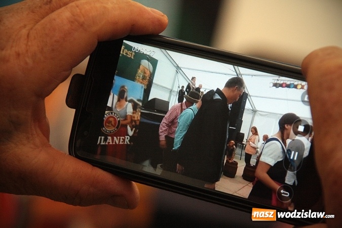 Zdjęcie w galerii na portalu naszwodzislaw.com: Zabawa w iście bawarskim stylu. Oktoberfest w Wodzisławiu rozpocząć czas  wiadomości z regionu