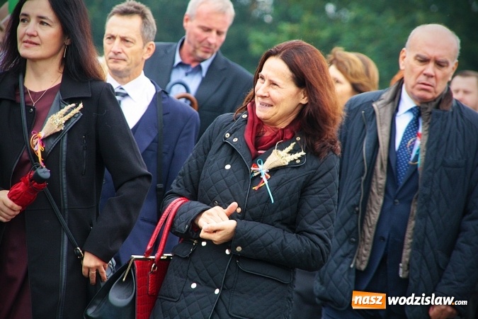 Zdjęcie w galerii na portalu naszwodzislaw.com: Koniec żniw, rolnicy świętują. Gorzyce zamykają maraton dożynkowy. ZDJĘCIA  wiadomości z regionu