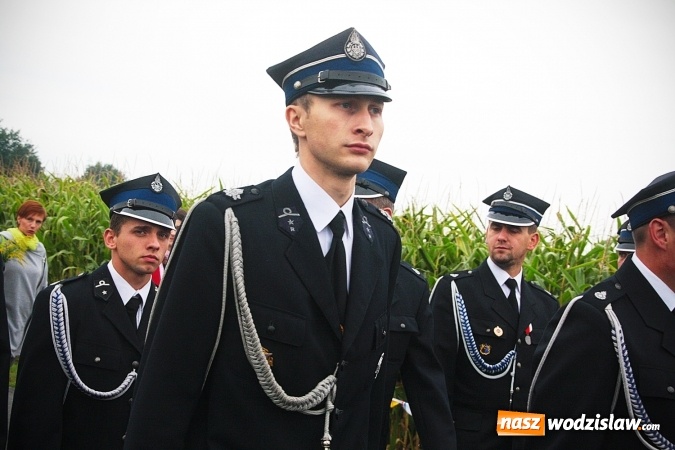 Zdjęcie w galerii na portalu naszwodzislaw.com: Koniec żniw, rolnicy świętują. Gorzyce zamykają maraton dożynkowy. ZDJĘCIA  wiadomości z regionu