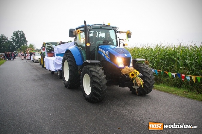 Zdjęcie w galerii na portalu naszwodzislaw.com: Koniec żniw, rolnicy świętują. Gorzyce zamykają maraton dożynkowy. ZDJĘCIA  wiadomości z regionu