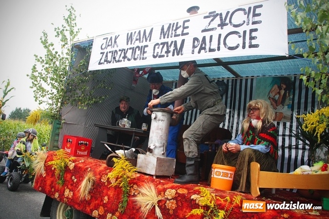 Zdjęcie w galerii na portalu naszwodzislaw.com: Koniec żniw, rolnicy świętują. Gorzyce zamykają maraton dożynkowy. ZDJĘCIA  wiadomości z regionu