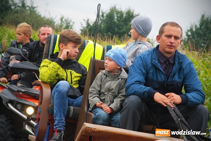 Zdjęcie w galerii na portalu naszwodzislaw.com: Koniec żniw, rolnicy świętują. Gorzyce zamykają maraton dożynkowy. ZDJĘCIA  wiadomości z regionu