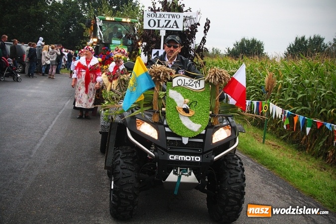 Zdjęcie w galerii na portalu naszwodzislaw.com: Koniec żniw, rolnicy świętują. Gorzyce zamykają maraton dożynkowy. ZDJĘCIA  wiadomości z regionu