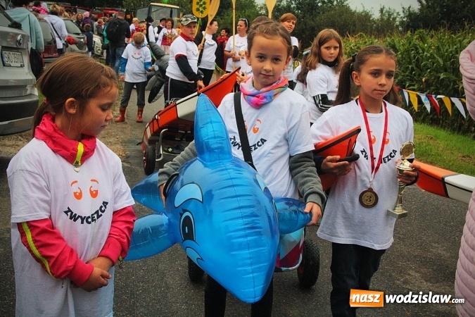 Zdjęcie w galerii na portalu naszwodzislaw.com: Koniec żniw, rolnicy świętują. Gorzyce zamykają maraton dożynkowy. ZDJĘCIA  wiadomości z regionu