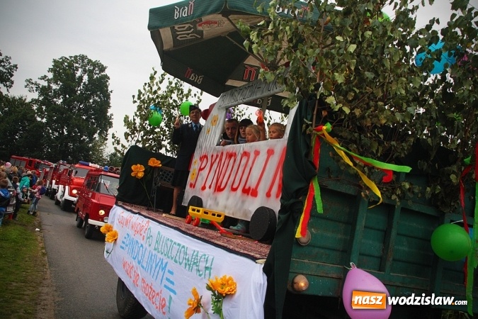 Zdjęcie w galerii na portalu naszwodzislaw.com: Koniec żniw, rolnicy świętują. Gorzyce zamykają maraton dożynkowy. ZDJĘCIA  wiadomości z regionu