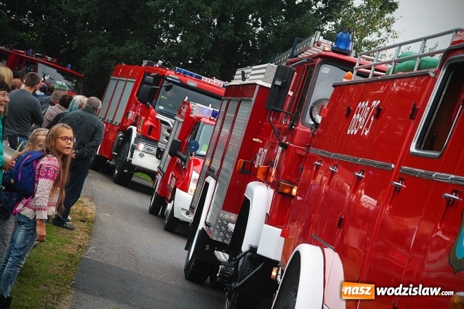 Zdjęcie w galerii na portalu naszwodzislaw.com: Koniec żniw, rolnicy świętują. Gorzyce zamykają maraton dożynkowy. ZDJĘCIA  wiadomości z regionu