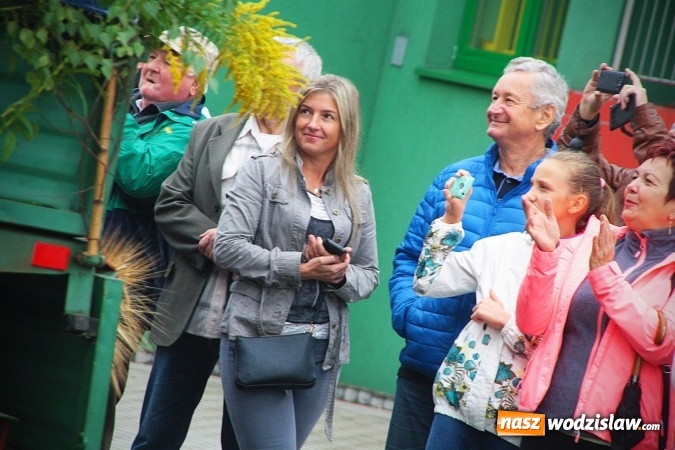 Zdjęcie w galerii na portalu naszwodzislaw.com: Koniec żniw, rolnicy świętują. Gorzyce zamykają maraton dożynkowy. ZDJĘCIA  wiadomości z regionu