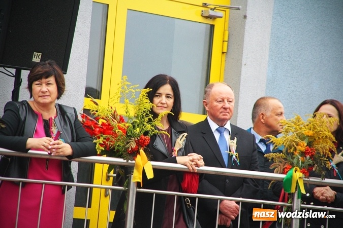Zdjęcie w galerii na portalu naszwodzislaw.com: Koniec żniw, rolnicy świętują. Gorzyce zamykają maraton dożynkowy. ZDJĘCIA  wiadomości z regionu