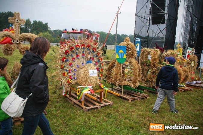 Zdjęcie w galerii na portalu naszwodzislaw.com: Koniec żniw, rolnicy świętują. Gorzyce zamykają maraton dożynkowy. ZDJĘCIA  wiadomości z regionu