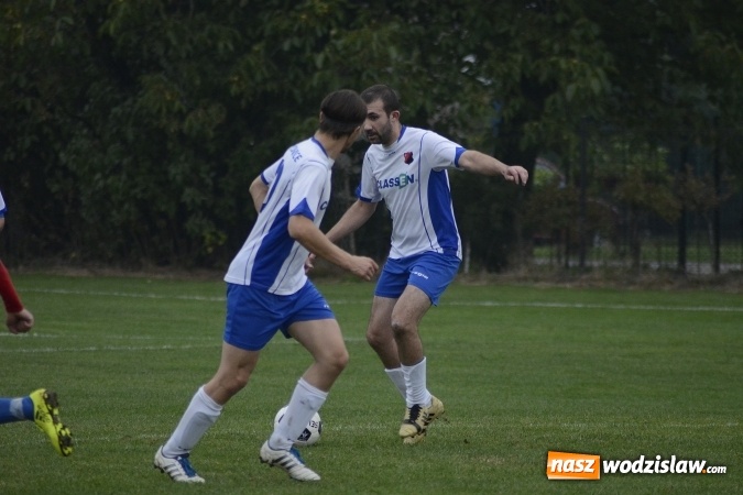 Zdjęcie w galerii na portalu naszwodzislaw.com: Kokoszyce nie miały problemów ze Zwonowicami wiadomości z regionu