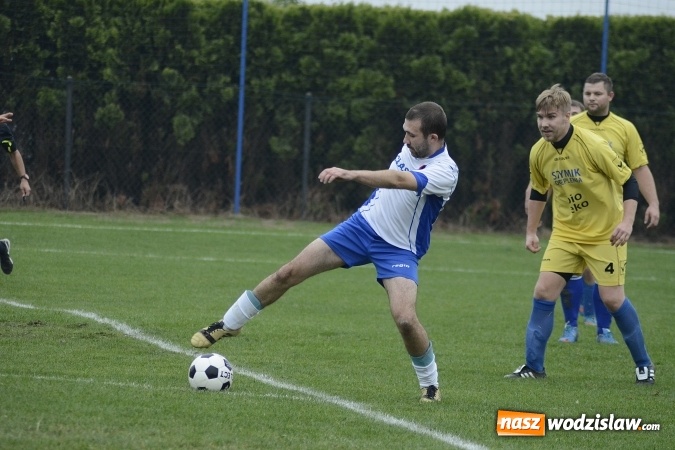 Zdjęcie w galerii na portalu naszwodzislaw.com: Kokoszyce nie miały problemów ze Zwonowicami wiadomości z regionu
