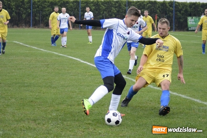 Zdjęcie w galerii na portalu naszwodzislaw.com: Kokoszyce nie miały problemów ze Zwonowicami wiadomości z regionu