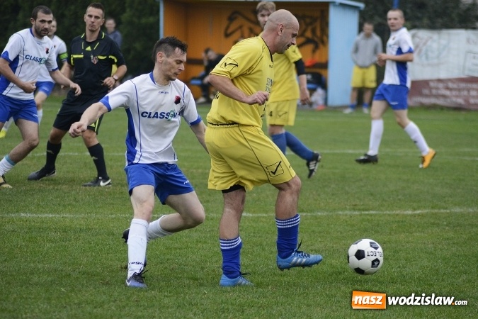 Zdjęcie w galerii na portalu naszwodzislaw.com: Kokoszyce nie miały problemów ze Zwonowicami wiadomości z regionu