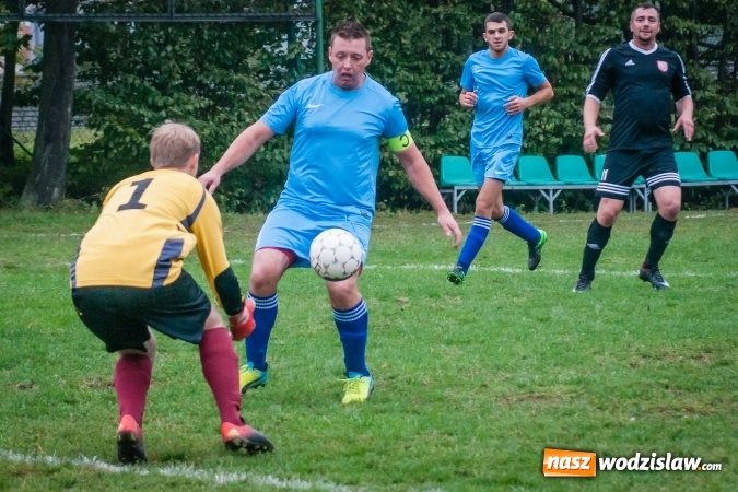 Zdjęcie w galerii na portalu naszwodzislaw.com: Wicher Płonia wstał z kolan i pokonał lidera z Bełsznicy wiadomości z regionu