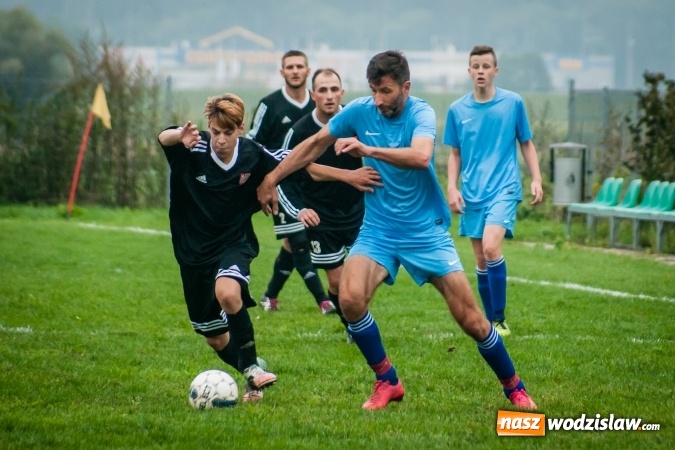 Zdjęcie w galerii na portalu naszwodzislaw.com: Wicher Płonia wstał z kolan i pokonał lidera z Bełsznicy wiadomości z regionu