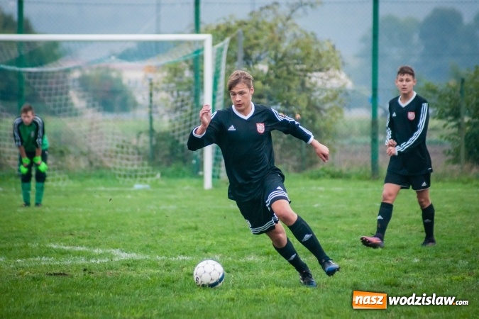 Zdjęcie w galerii na portalu naszwodzislaw.com: Wicher Płonia wstał z kolan i pokonał lidera z Bełsznicy wiadomości z regionu