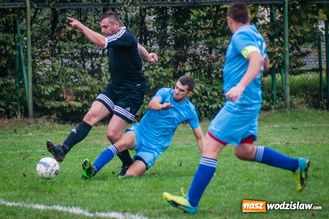 Zdjęcie w galerii na portalu naszwodzislaw.com: Wicher Płonia wstał z kolan i pokonał lidera z Bełsznicy wiadomości z regionu