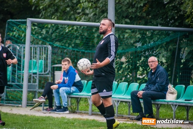 Zdjęcie w galerii na portalu naszwodzislaw.com: Wicher Płonia wstał z kolan i pokonał lidera z Bełsznicy wiadomości z regionu
