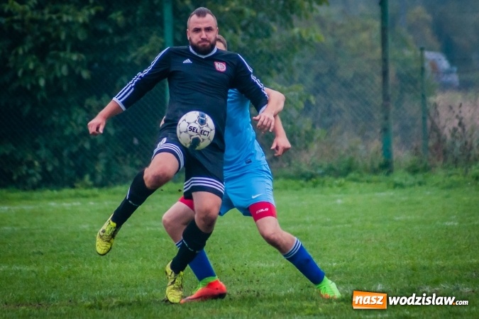 Zdjęcie w galerii na portalu naszwodzislaw.com: Wicher Płonia wstał z kolan i pokonał lidera z Bełsznicy wiadomości z regionu