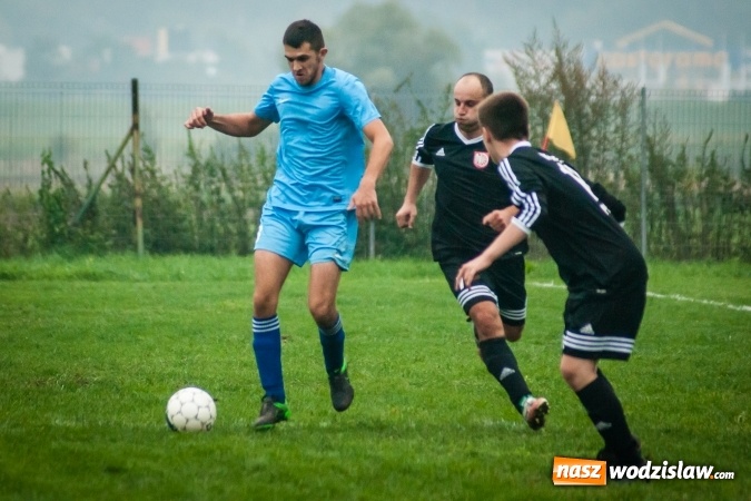 Zdjęcie w galerii na portalu naszwodzislaw.com: Wicher Płonia wstał z kolan i pokonał lidera z Bełsznicy wiadomości z regionu
