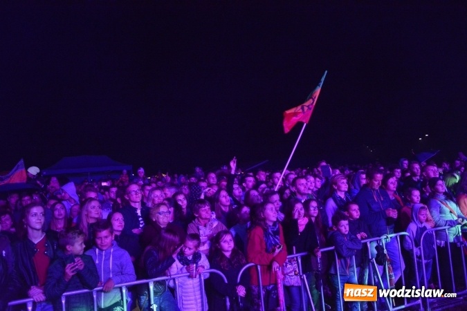 Zdjęcie w galerii na portalu naszwodzislaw.com: Tabu i Enej na finał dożynek w Gorzycach  wiadomości z regionu