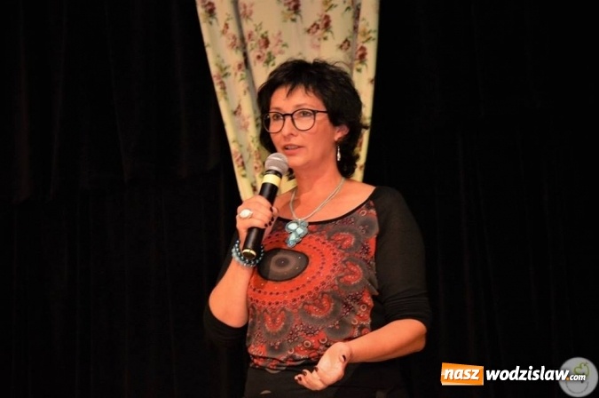 Zdjęcie w galerii na portalu naszwodzislaw.com: Obrazy na ludzkim ciele w Miejskim Ośrodku Kultury w Radlinie  wiadomości z regionu