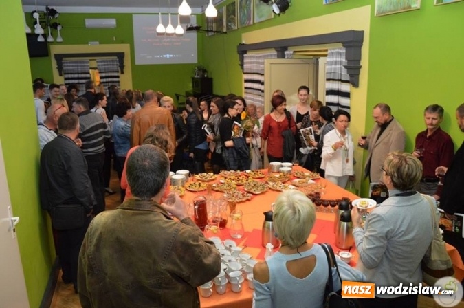 Zdjęcie w galerii na portalu naszwodzislaw.com: Obrazy na ludzkim ciele w Miejskim Ośrodku Kultury w Radlinie  wiadomości z regionu